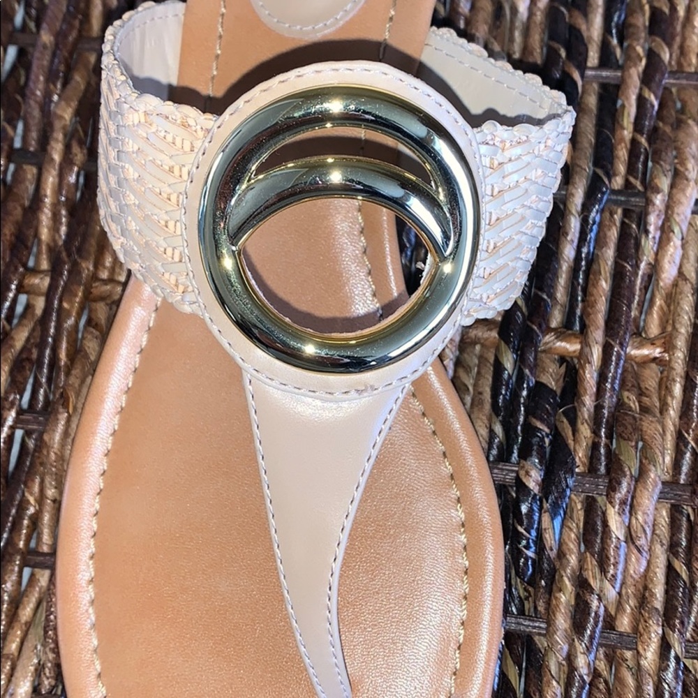 Sandals - Picture 4 of 5